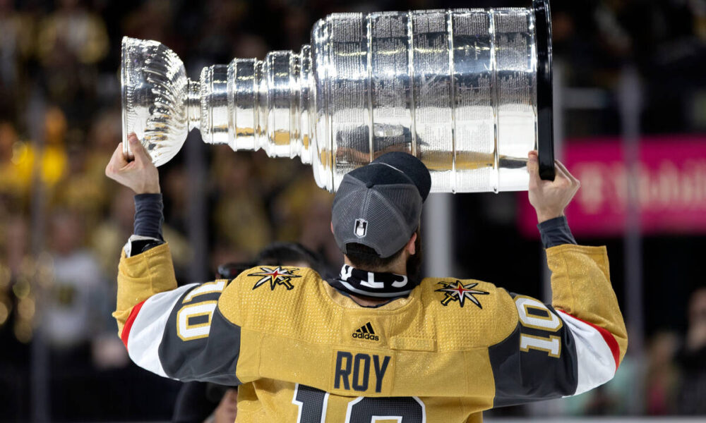 Avalanche acquires Nicolas Roy from Maple Leafs for 2 draft&nbsp;picks